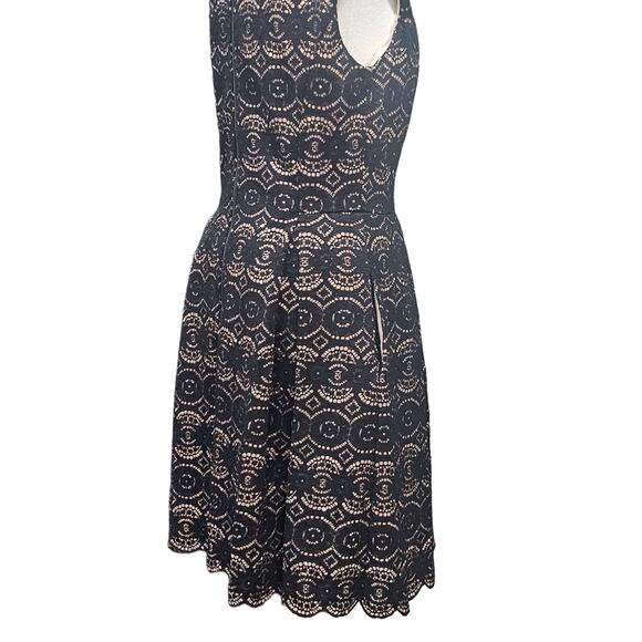 Vince Camuto Elegant Black Scalloped Sequin Lace Dress, size 10 - Picture 5 of 9